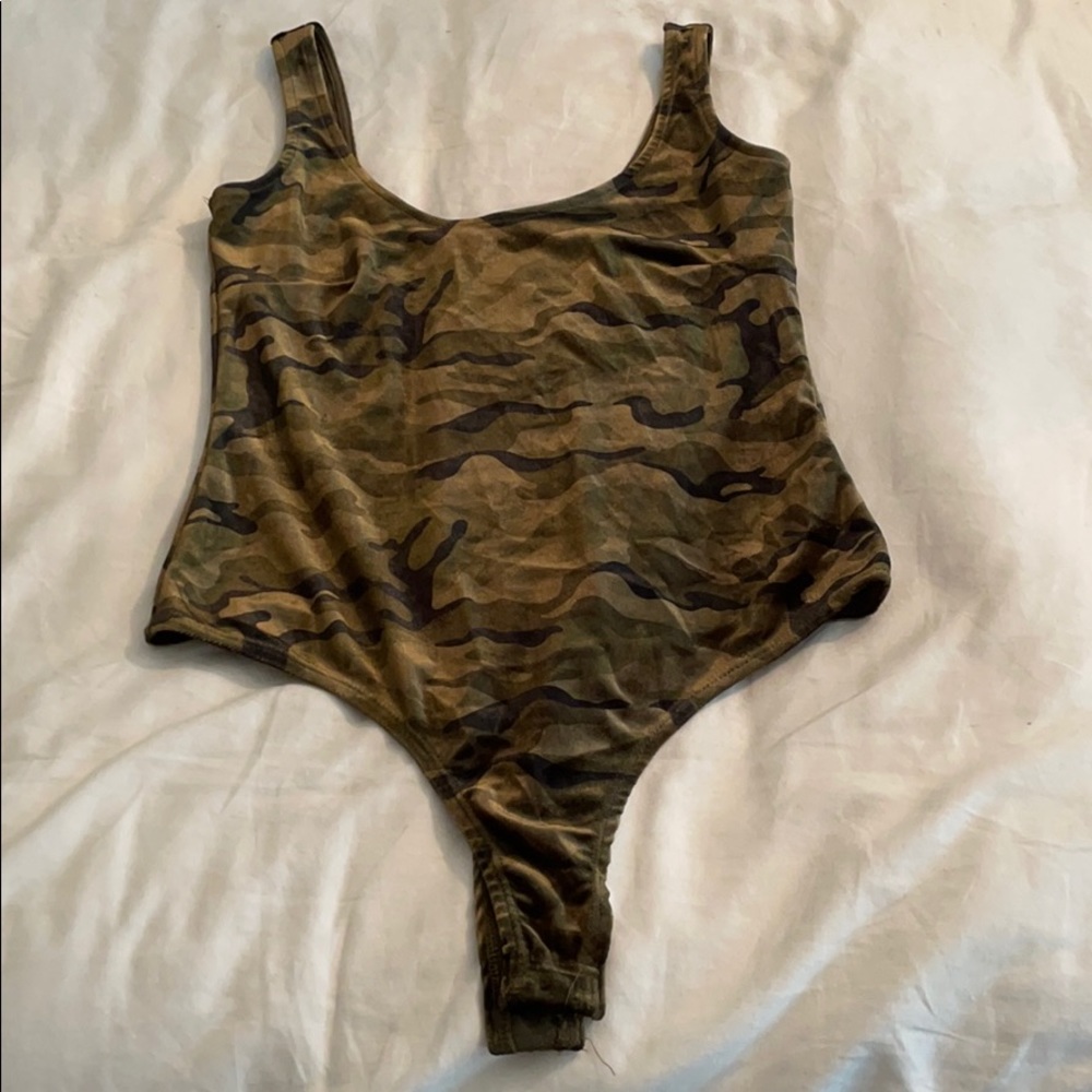 Camouflage velvety material bodysuit